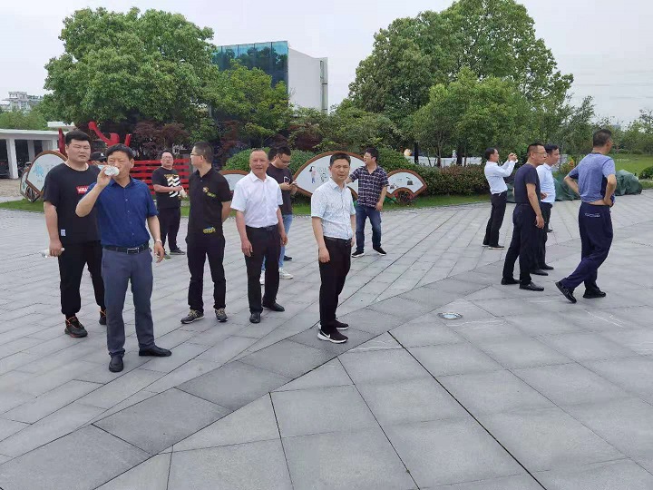 2修改.jpg 2修改.jpg